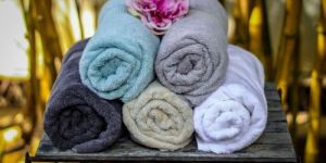 Pack of Multicolor Bamboo Bath Towels