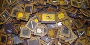 Ceramic cpu scrap - Intel 386 and Intel 486