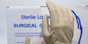 Latex Surgical Gloves