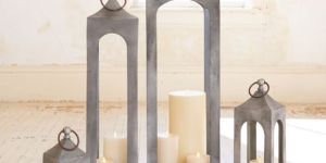 IRON HANDCRAFTED LANTERN