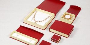 Red Rigid Paper Board Jewellery Box