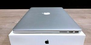 Apple Macbook Pro 15 Inch
