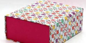 Foldable Paper Box