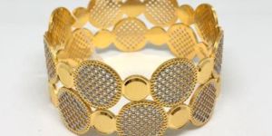 Grace by Aparra Collection Gold Bracelet