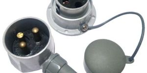 20 AMP 2 Pole Heavy Duty Metal Clad Plug Socket