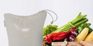 White Net Drawstring Vegetable Storage Mesh Bag