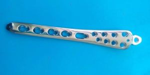 Distal Tibia Plate