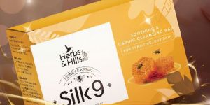 Honey Soothing and Caring Cleansing Bar