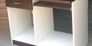 Modular Computer Table