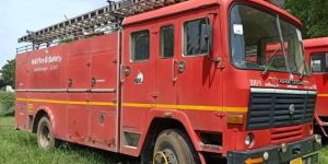 Ashok Leyland 1616 Vehicle Rental Service