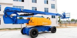 Articulated Boom Lift