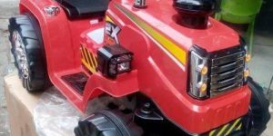 Kids Toy Car Tractor Wid Remote