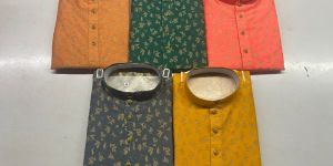 Motif Printed Men's Kurta With Churidar