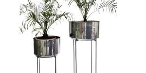 INDIAN IRON POT STAND