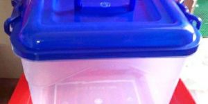 Plastic Storage Container with Handle