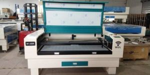 CO2 Laser Cutting Machine