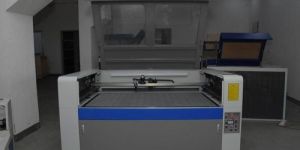 Laser Cutting Machine