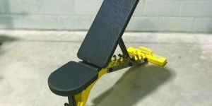 Adjustable Weight Bench