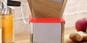 Hand Operated Chilly Cutter