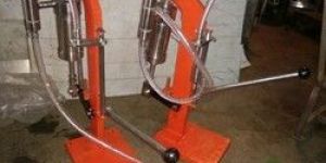 Hand Operated Liquid Filling Machine