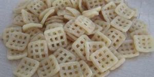 Square Shaped Fryums