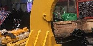 Ripper with Tooth and Protector