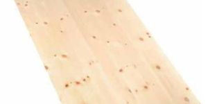 Knotty Pine Plywood Board