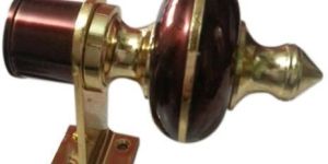 Iron Curtain Bracket