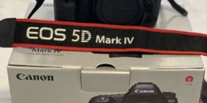 Canon EOS 5D Mark IV 30.4MP Digital SLR Camera