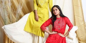 GAABA MONOCHROME RED YELLOW FESTIVE KURTI