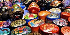 Painting Polished Handicrafts