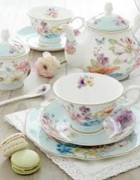 Porcelain Dinner Sets