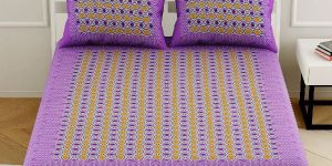 PURPLE GEOMETRIC PRINT COTTON QUEEN SIZE BED SHEET WITH 2 PILLOW COVERS
