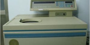 Ultra Centrifuge