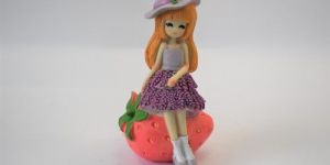 Polyresin Girl Statue