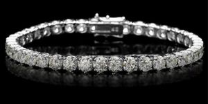 Artificial Bracelet in Zircon and Silver