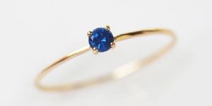 BLUE SAPPHIRE NATURAL STONE RING