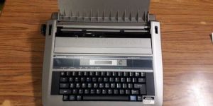 Electronic Typewriter