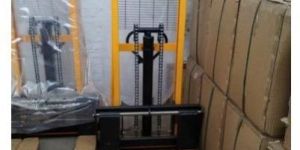 Eminent Mild Steel Mini Hand Stacker