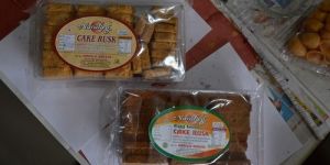 Premium Cake Rusk