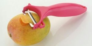 Vegetable and Fruit Peeler
