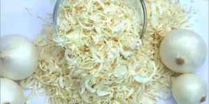 Onion Flakes