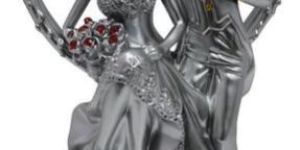 Fiber Couple Showpiece