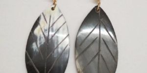 Leaf Shape Horn Earrings