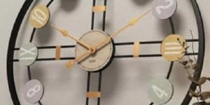 Decorative Hanging Wall Clock