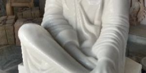 Sai Baba Statue