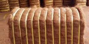 120 KG COMPRESSED COIR FIBRE BALES WITH PET STRAPS
