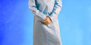 Disposable Surgical Gown