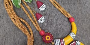 Beautiful Warli Painted Terracotta Jewellery