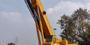 Rough Terrain Crane